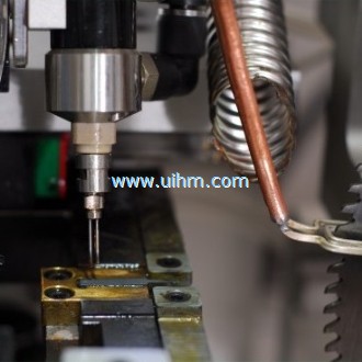 UM-CNC auto Sägezahn Induktionsschweißen Maschine
